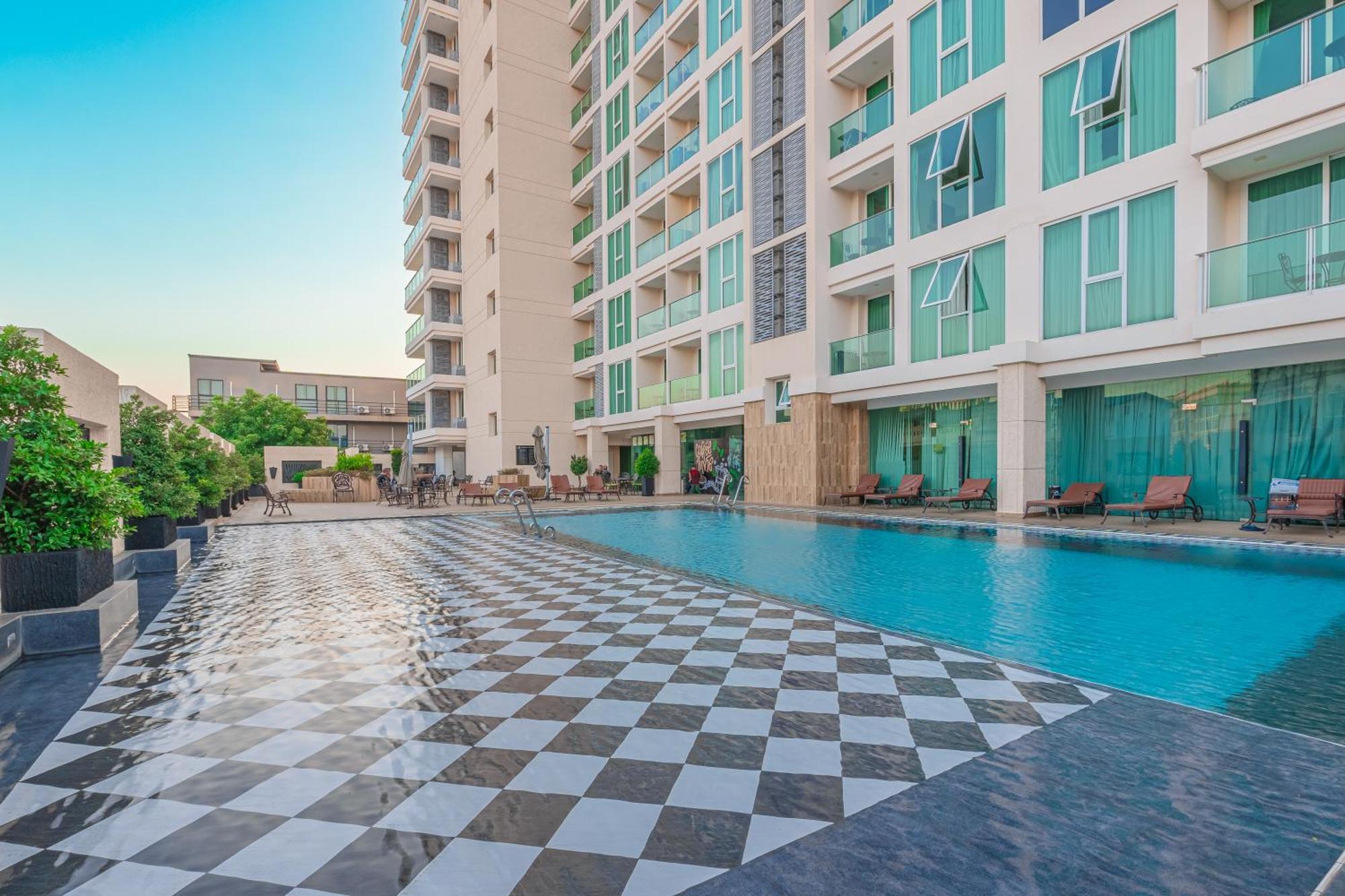 City Garden Tower By Pattaya Holiday Ngoại thất bức ảnh